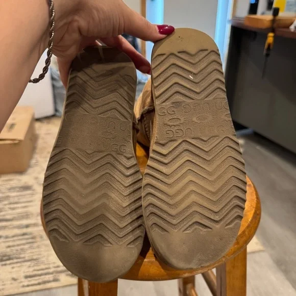 UGG Classic Tall US Women’s Chestnut Boots, size 5, Pre Owned 5815 - Picture 6 of 9